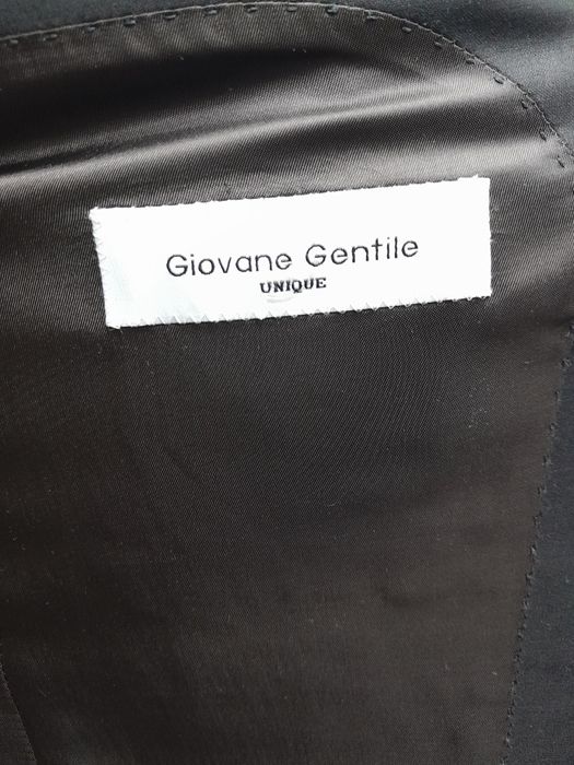 Продам  мужской костюм.