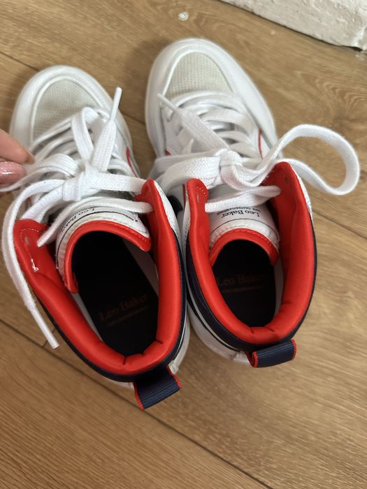 Маратонки Nike 38 номер