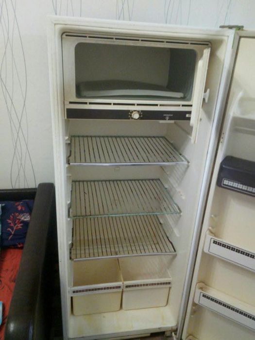 Холодильник в хорошим состоянии