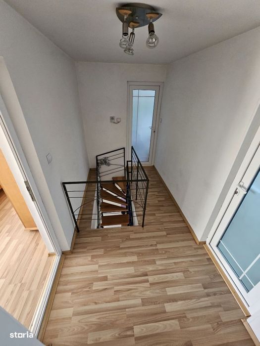 Garsoniera et3/3 Mansardata 3 Camere P+M cca 85mp Zona Lidl Centru