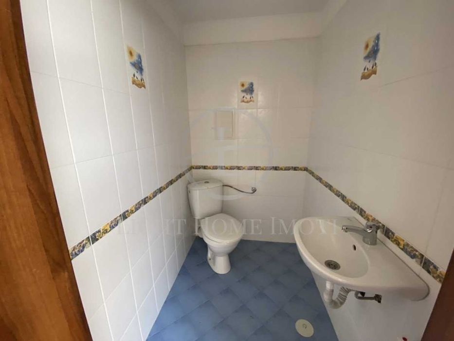 Продава се Офис в Пловдив, Център - 95 кв.м за 1022 €/кв.м - Снимка #2