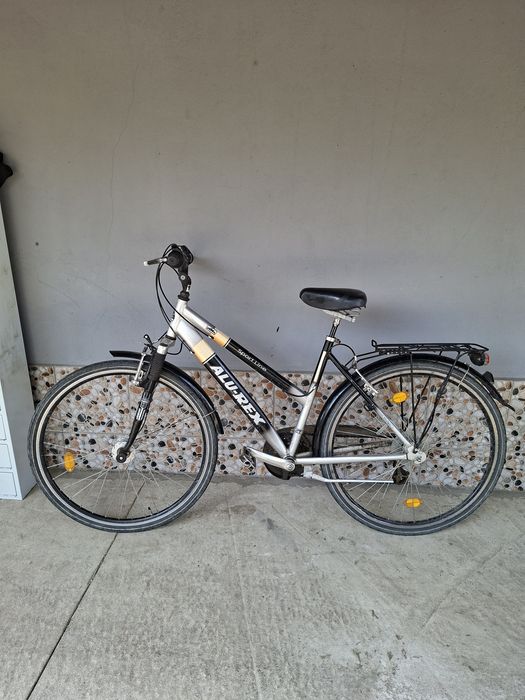 Bicicleta de vanzare