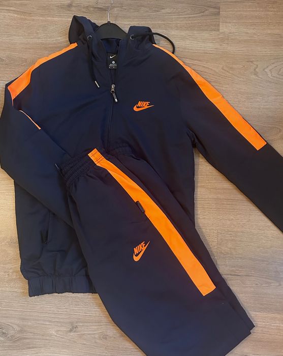 Мъжки спортен екип