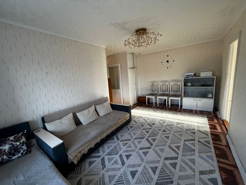 Продам 4 комнатную