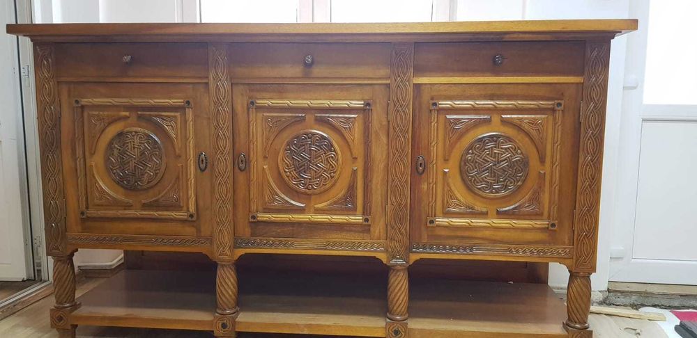 Mobilier stil Regina Maria