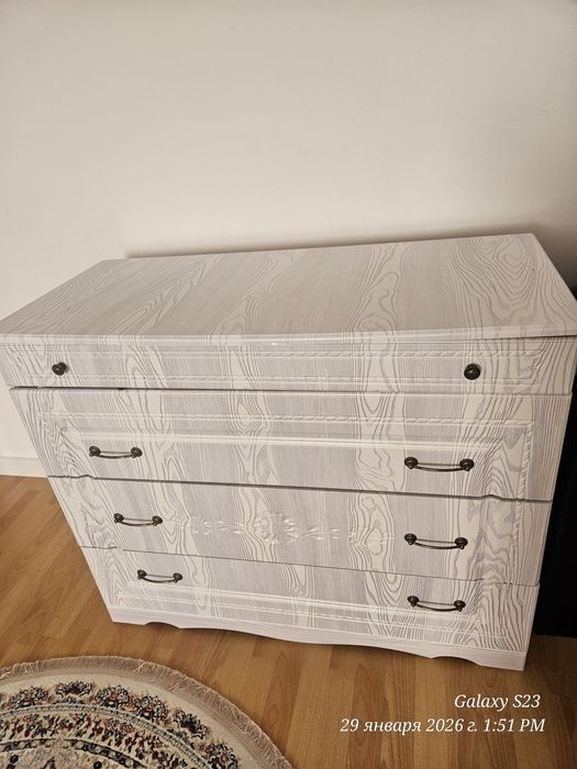 Спальный гарнитур