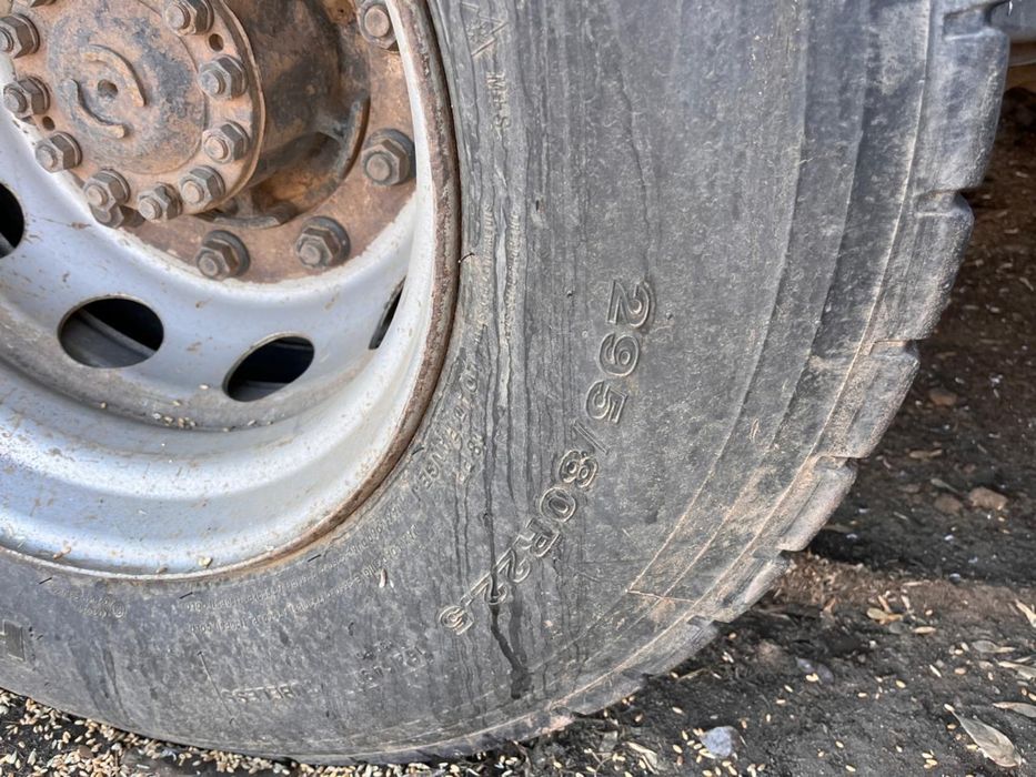 Балоны с дисками 295/80/22.5