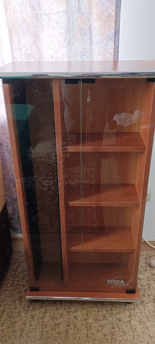 Шкаф за аудио и мултимедия