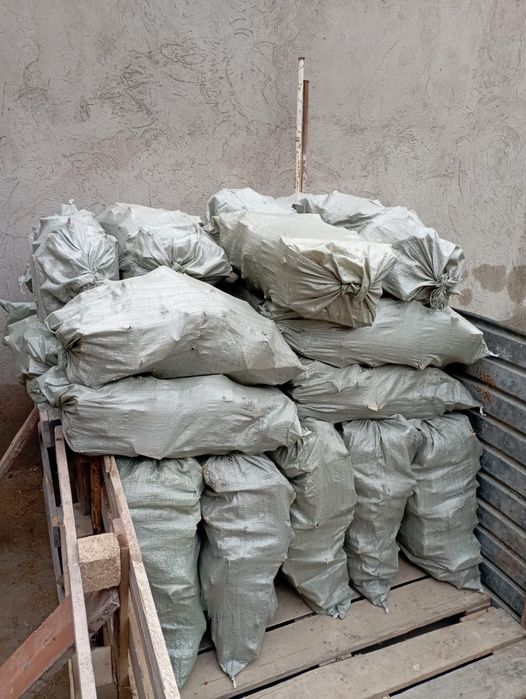 Дрова в мешках сухие готовые