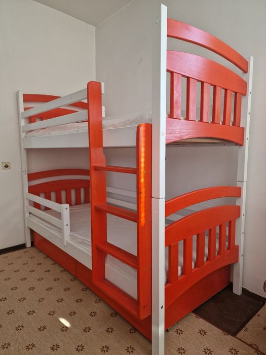 Детско двуетажно легло