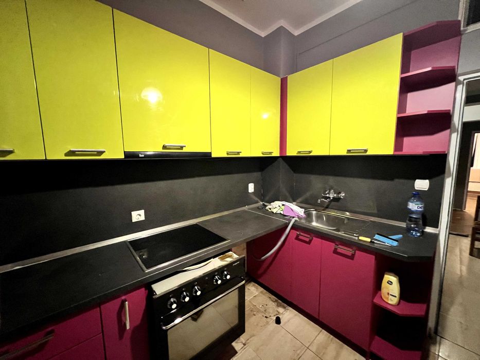 Употребявана Кухня