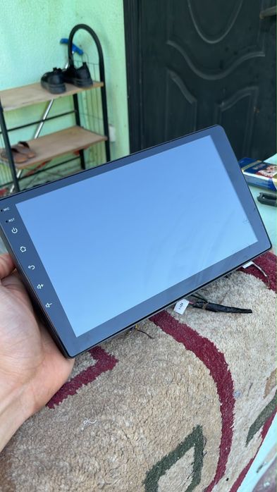 Продам магнитолу Android