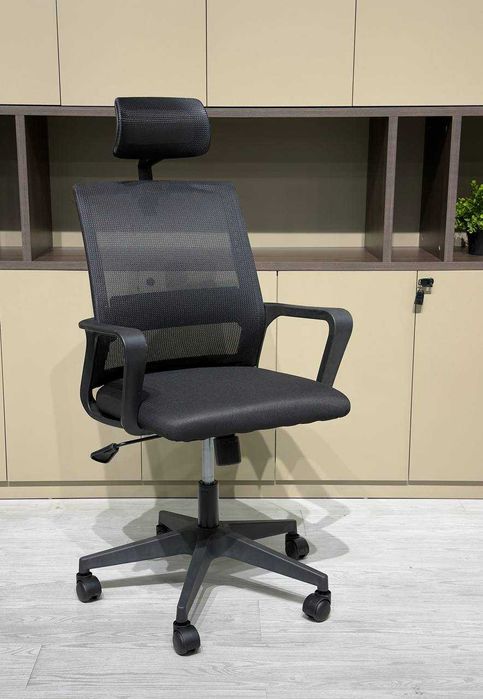 Кресло для офиса и дома - 5004