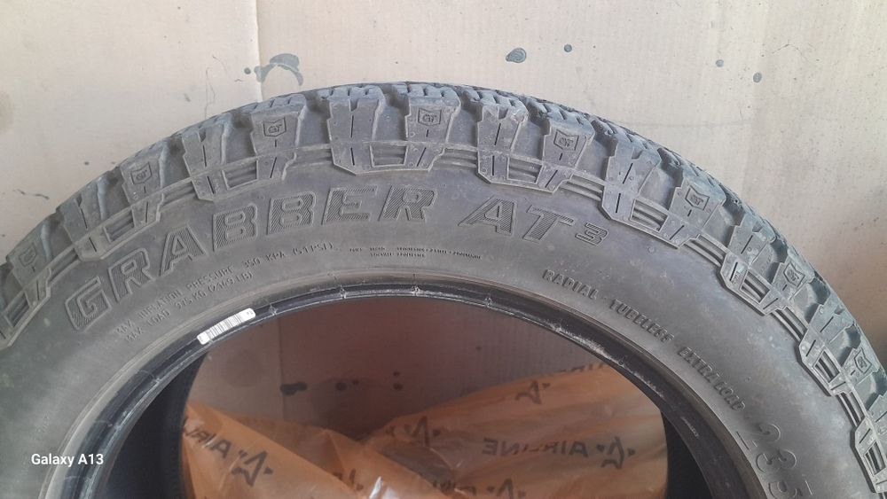 Продам Шины на внедорожник