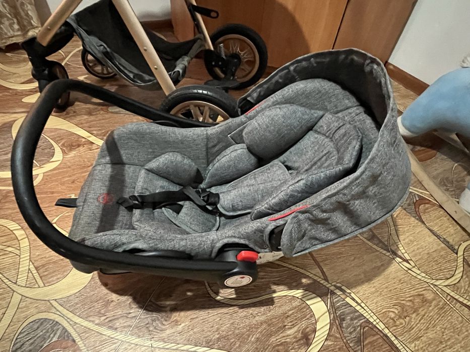 Продам автолюльку и  коляску