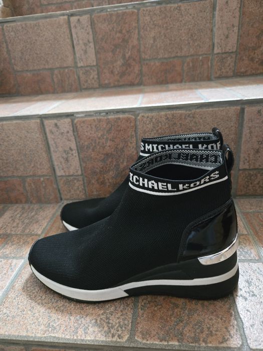 Маратонки "Майкъл Корс "