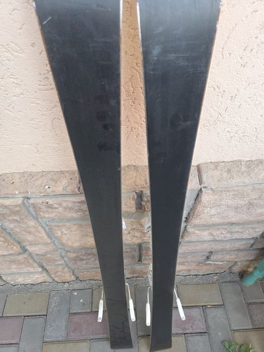 Продам лыжи ELAN с ботинками BIWEC для девочки