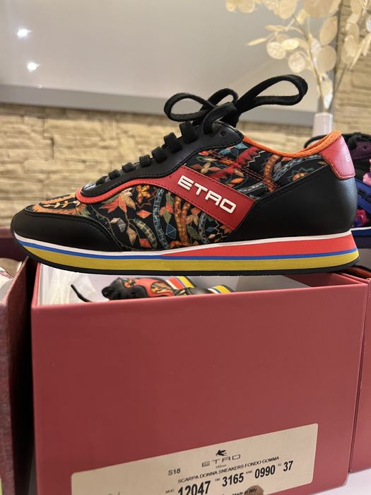 ETRO Milano Pinko Moschino