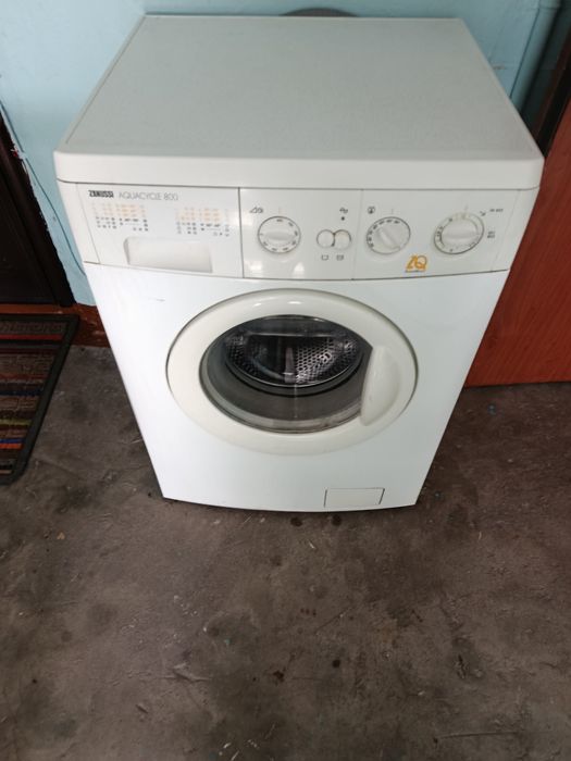 Продам стиральную машину