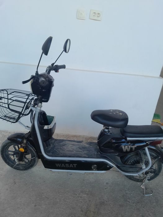 Skuter narhi 180000