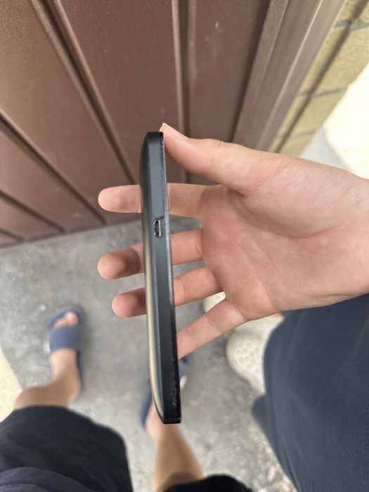 Телефон AsusZenFone 4