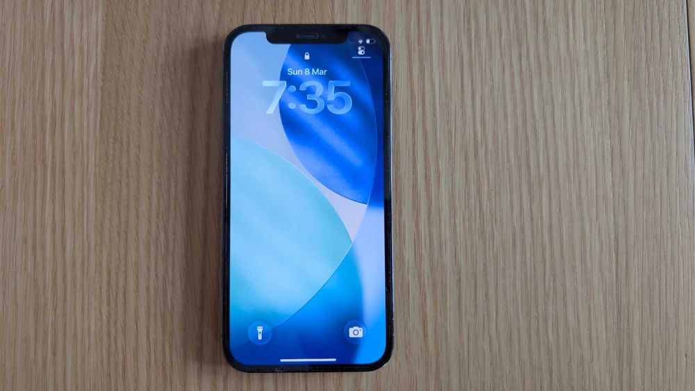 Apple iPhone 12 Pro (Pacific Blue) 128GB - Пълен Комплект + 5 Кейса