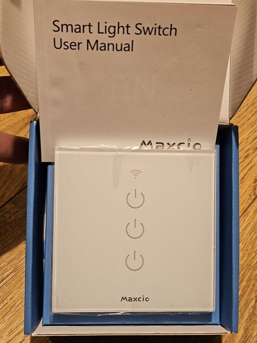 Intrerupator Smart wi fi  3 becuri maxcio ks 601I