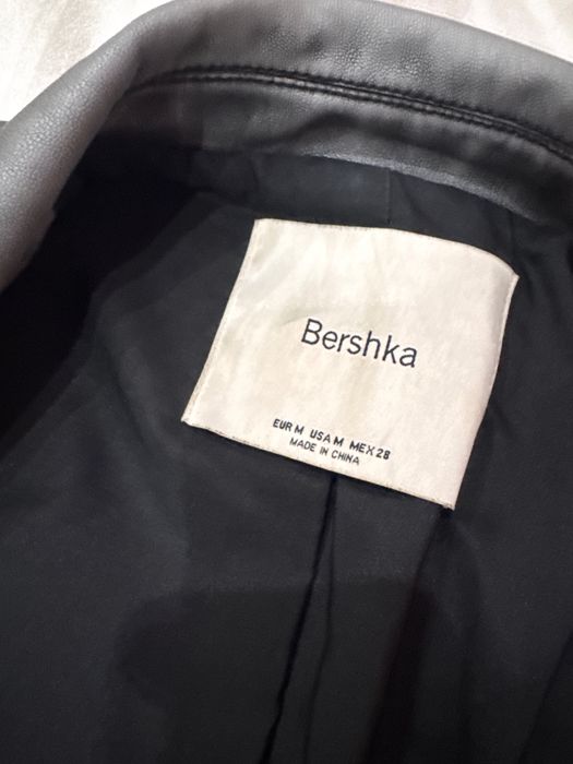 Кожено яке- Bershka