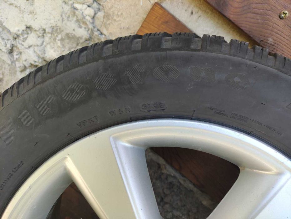 Оригинални Nissan Джанти + Гуми