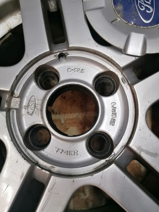 Vand cauciucuri iarna 195/60 R15