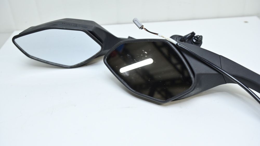 Oglinzi oglinda Yamaha R1 2015 R6 2017  stare perfecta stanga dreapta