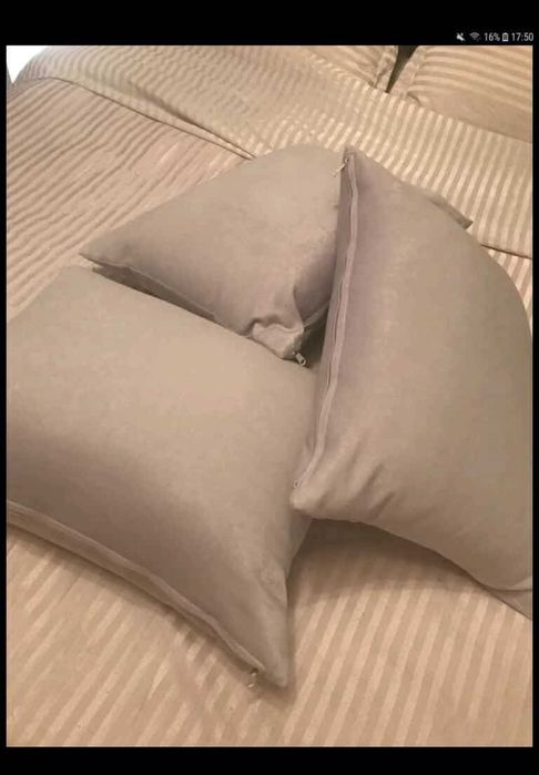 Плътни пердета 2бр  с обща дължина 3,20 метра и височина 2,15 м 100 лв