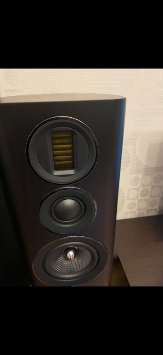 Wharfedale evo 4.4