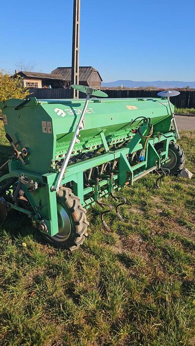 Masina plantat Cramer 4rand,Semanatoare paioase Bomet dubludisc 3m 23r