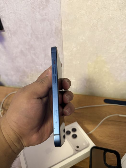 Iphone 13 128gb в хорошем состоянии