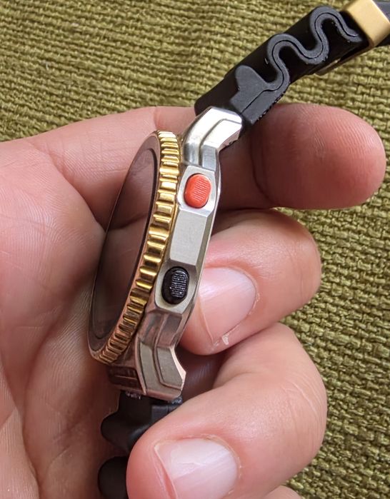 Ceas Citizen Windsurfing D120-312554 Y Japan Digital LCD Electronic