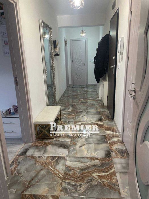 Продава се Тристаен апартамент в Бургас, Лазур - 138 кв.м за 1602 €/кв.м - Снимка #10