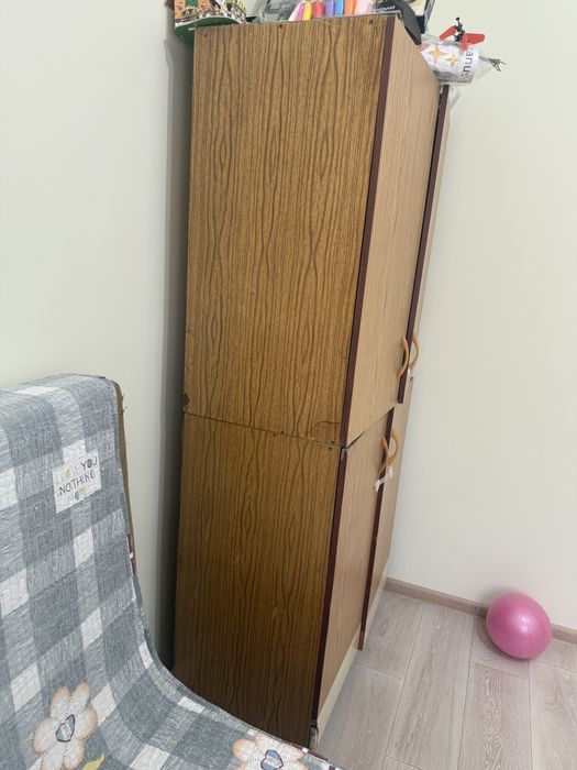 Кровать со спинкой и шкаф. Самовывоз из Кибрая