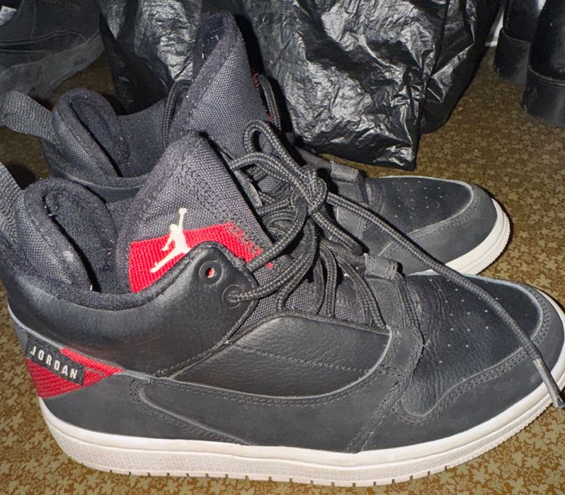 Кроссовки Jordan’s  в хорошем состоянии