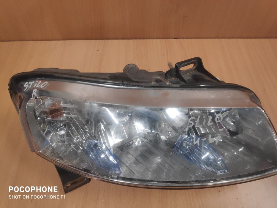 Десен фар Fiat Stilo / Фиат Стило 2001/07г