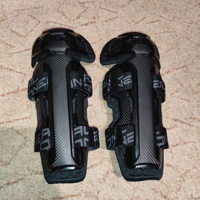 Наколенки O'NEAL PRO II CARBON