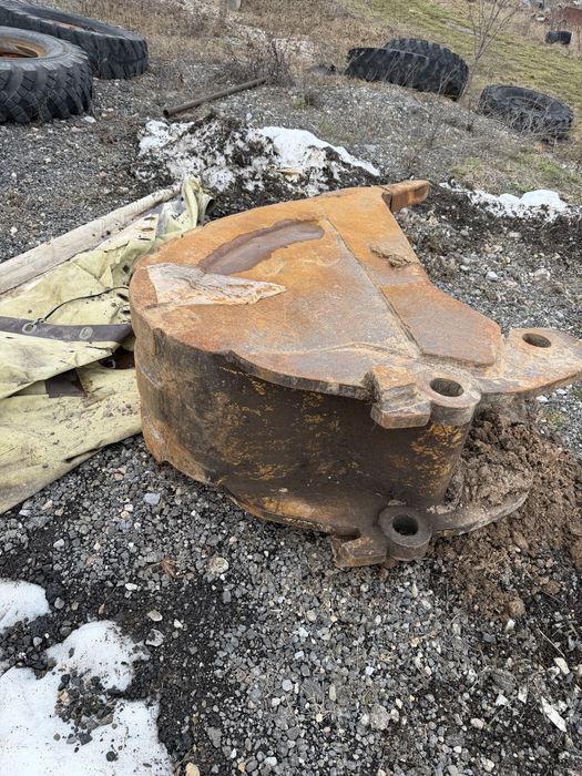 Vand excavator OK 26 tone
