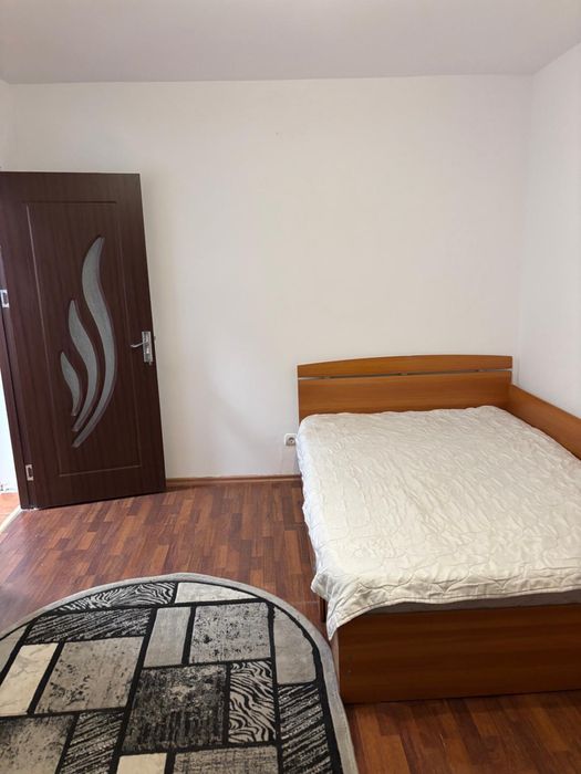 Inchiriez garsoniera zona Spitalului CFR