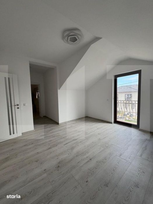 Casa Indivuala de vanzare-5 camere-4 bai-toate utilitatile.