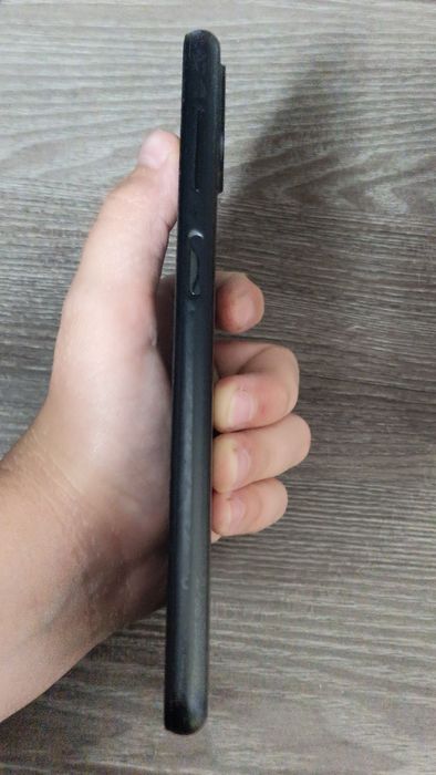 Samsung a12 2/32gb в идеале без комплекта