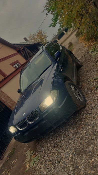 BMW  X3 _3.0 cp 218