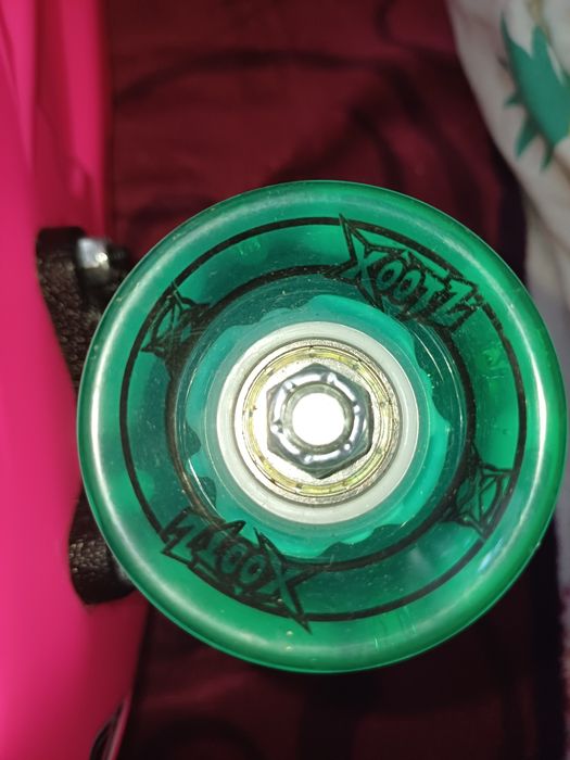 Skateboard Nou Xootz cu led