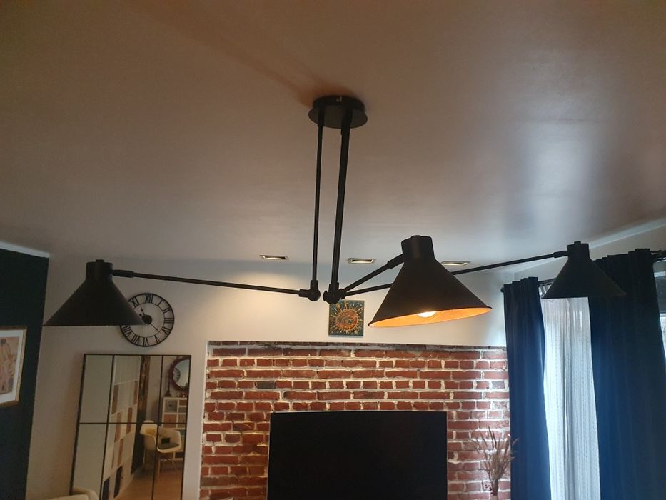 Lampa tavan  The Home