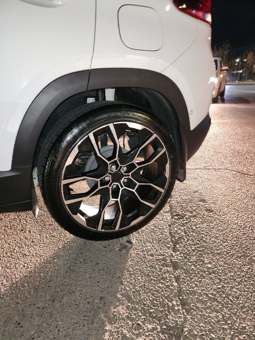 X7 BMW дизайн r20 универсал разноширокий