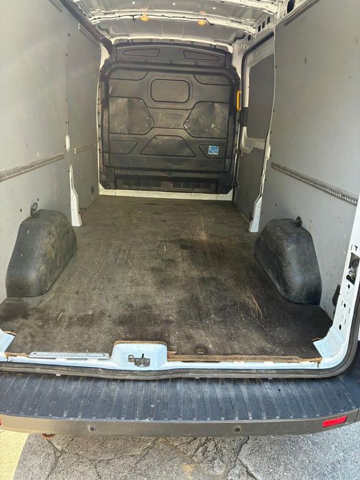 Ford Transit autoutilitară